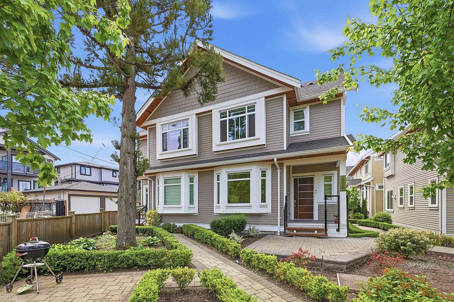 2316 Brock Street Vancouver, BC - 1