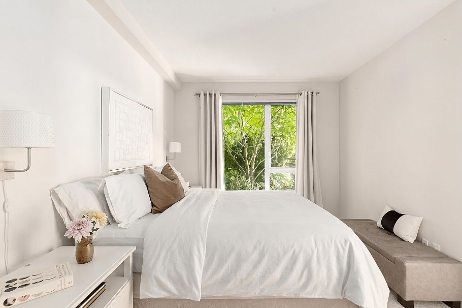 120 255 W 1st Street North Vancouver, BC - 16