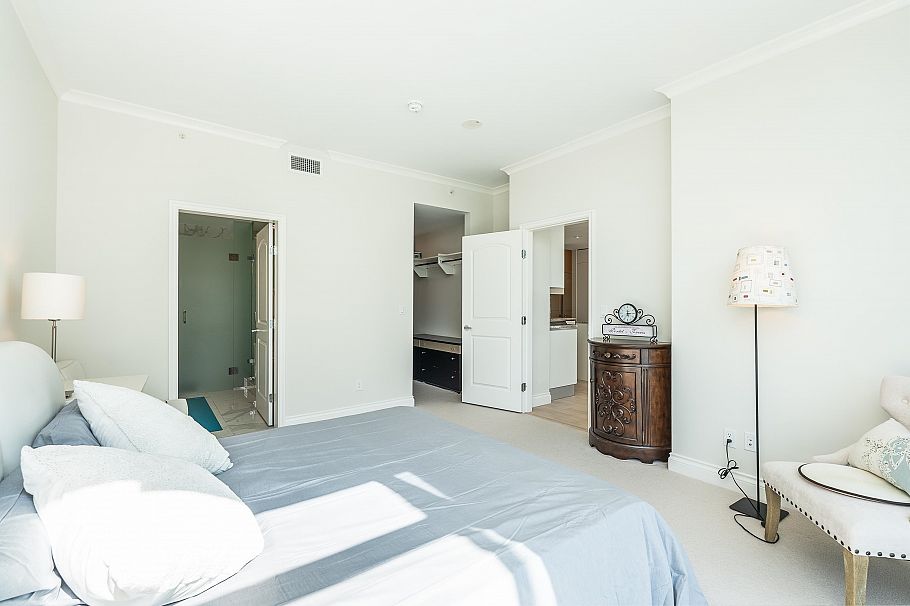 703 175 Victory Ship Way North Vancouver, BC - 11
