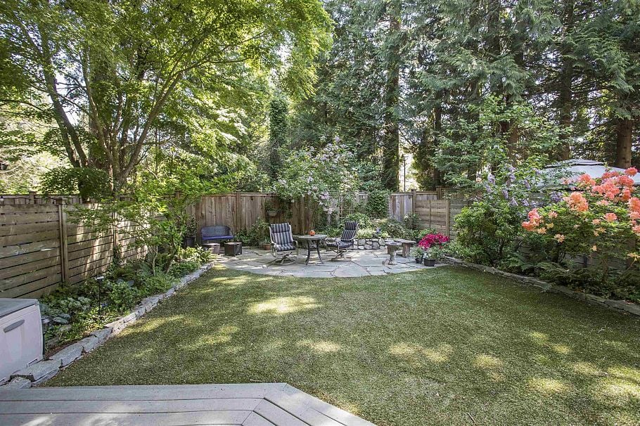 1989 Cedar Village Crescent North Vancouver, BC - 30