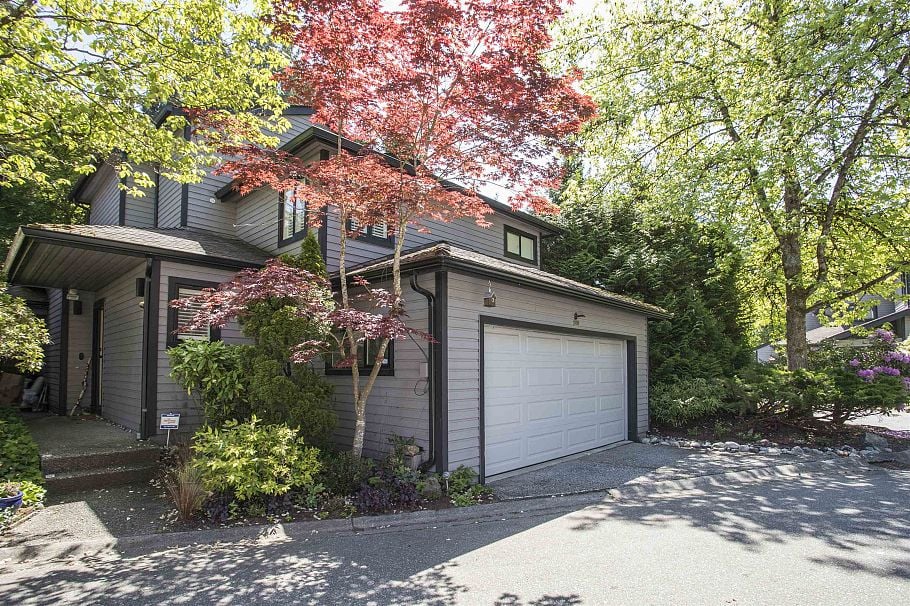 1989 Cedar Village Crescent North Vancouver, BC - 34