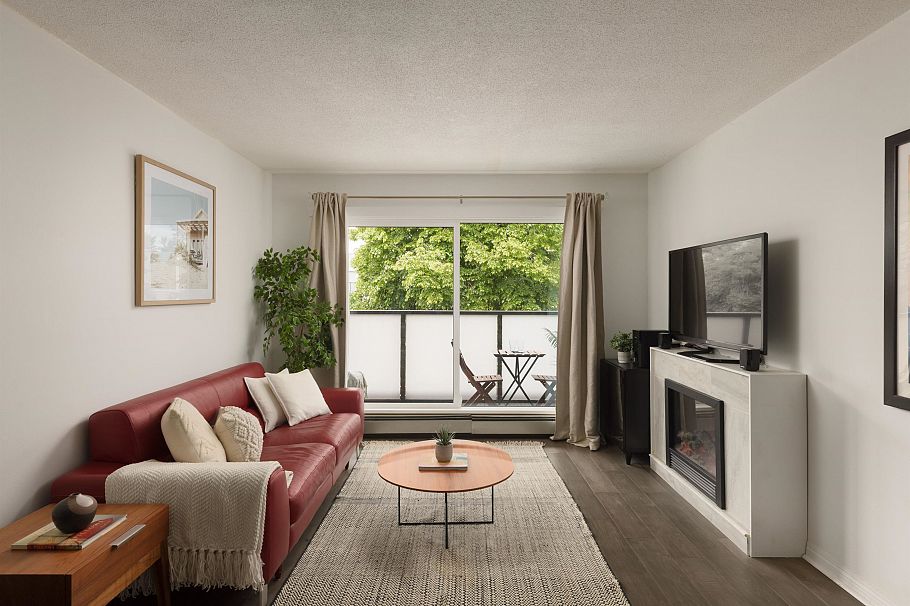 306 570 E 8th Avenue Vancouver, BC - 1