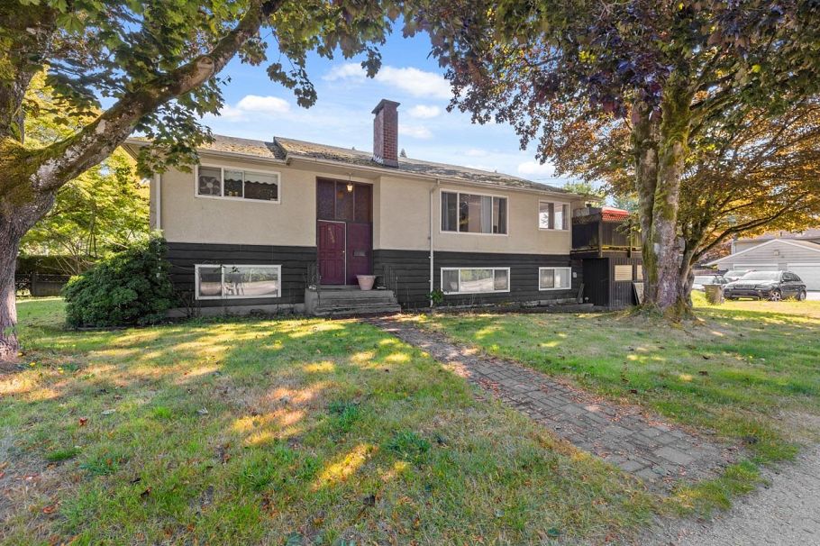 6530 Dunbar Street Vancouver, BC - 1