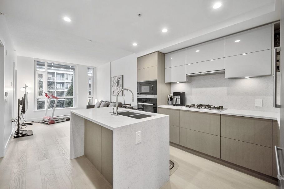303 469 W King Edward Avenue Vancouver, BC - 2