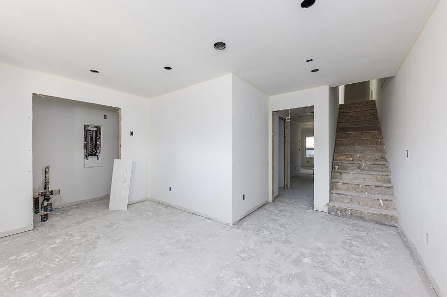258 E 21st Street North Vancouver, BC - 19