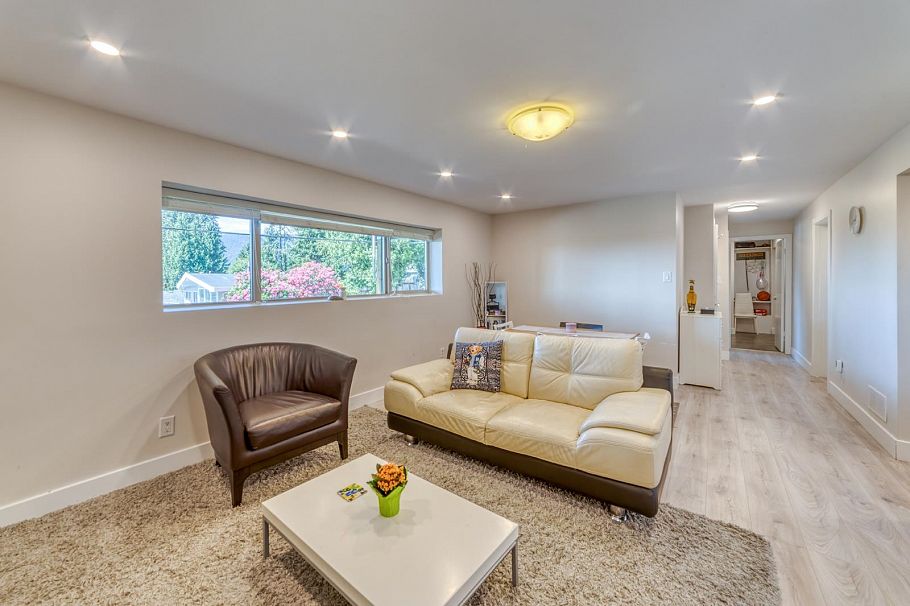 4902 Ranger Avenue North Vancouver, BC - 18