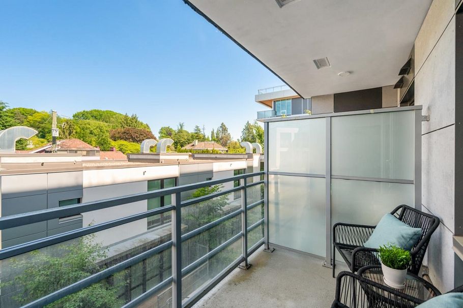302 4932 Cambie Street Vancouver, BC - 15