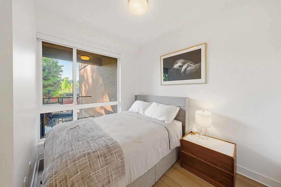 307 733 W 3rd Street North Vancouver, BC - 17