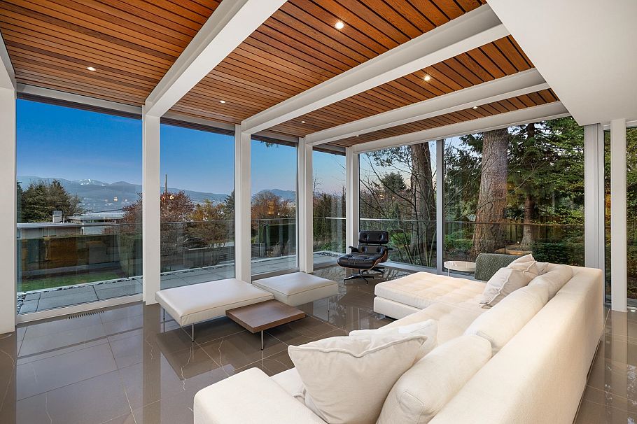 4850 Fannin Avenue Vancouver, BC - 9