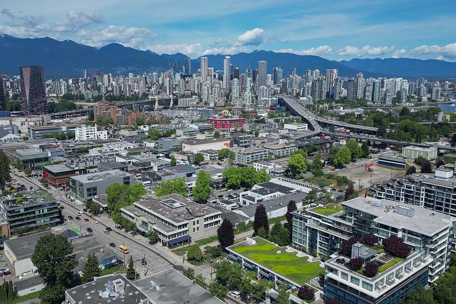 101 1875 W 8th Avenue Vancouver, BC - 35