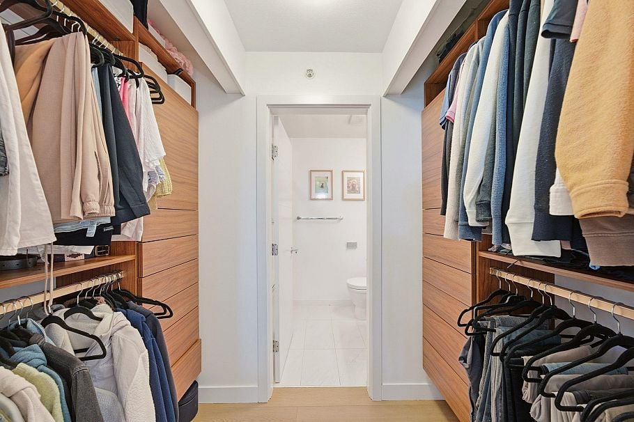 307 733 W 3rd Street North Vancouver, BC - 15