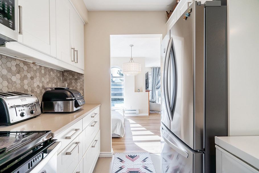 42 900 W 17th Street North Vancouver, BC - 12