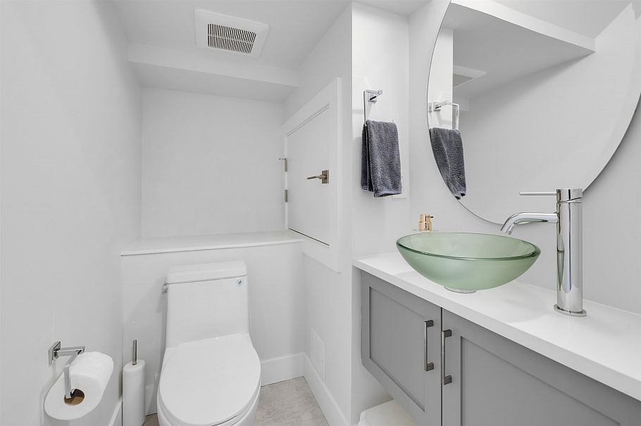 2316 Brock Street Vancouver, BC - 13