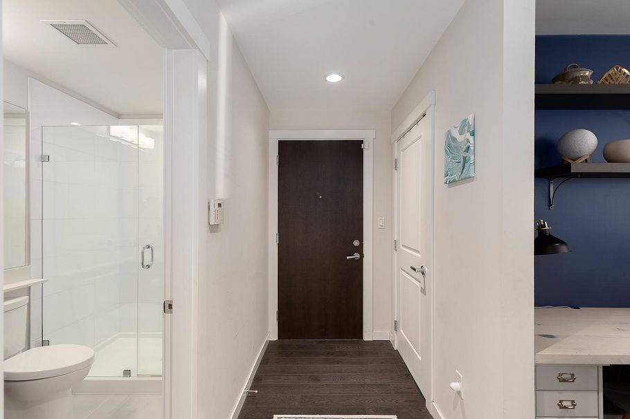 120 255 W 1st Street North Vancouver, BC - 24