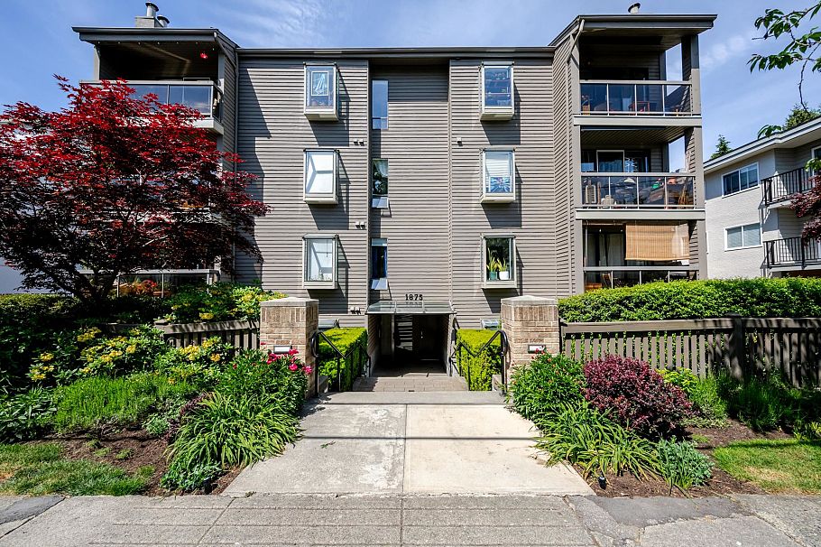 101 1875 W 8th Avenue Vancouver, BC - 1