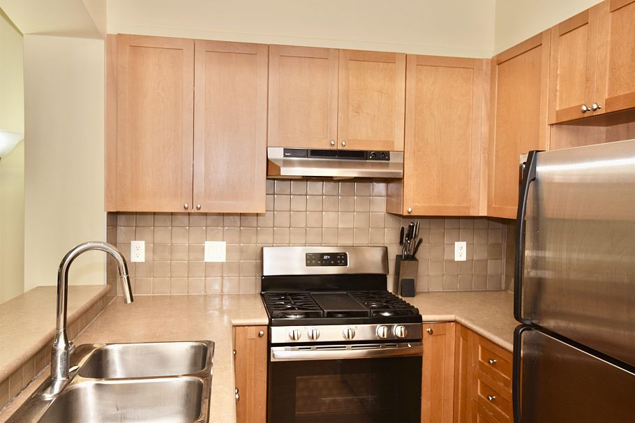 308 2280 Wesbrook Mall Vancouver, BC - 3