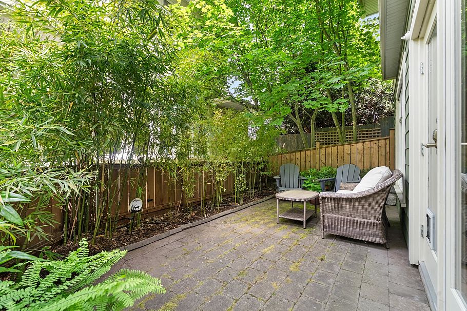 357 W 11th Avenue Vancouver, BC - 5