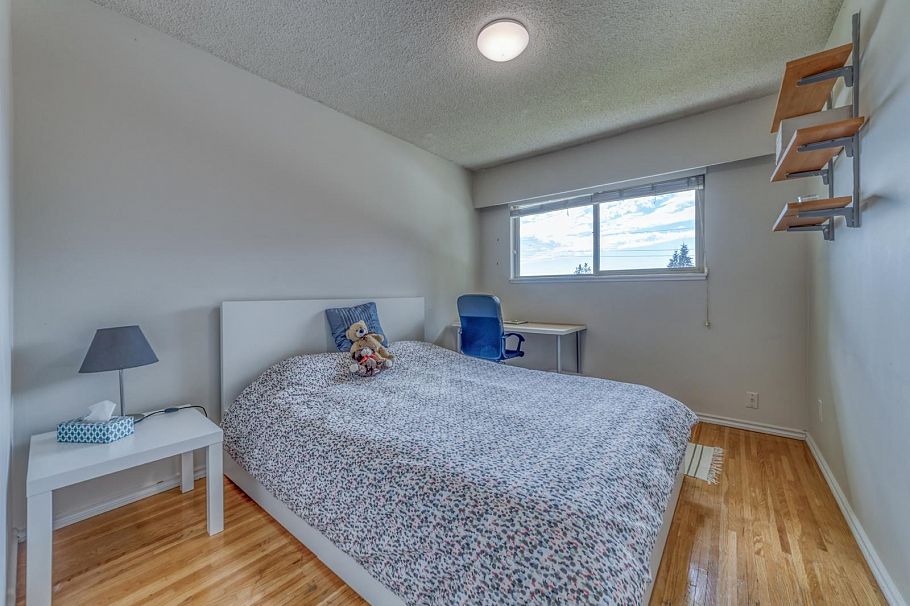 4902 Ranger Avenue North Vancouver, BC - 13