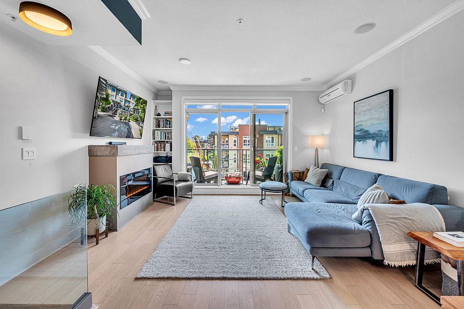 74 728 W 14th Street North Vancouver, BC - 21