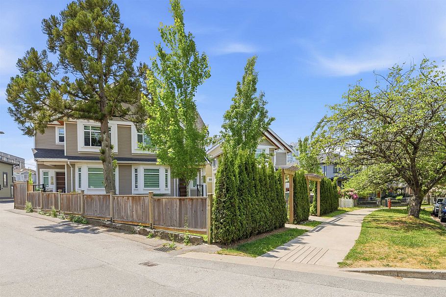 2316 Brock Street Vancouver, BC - 28