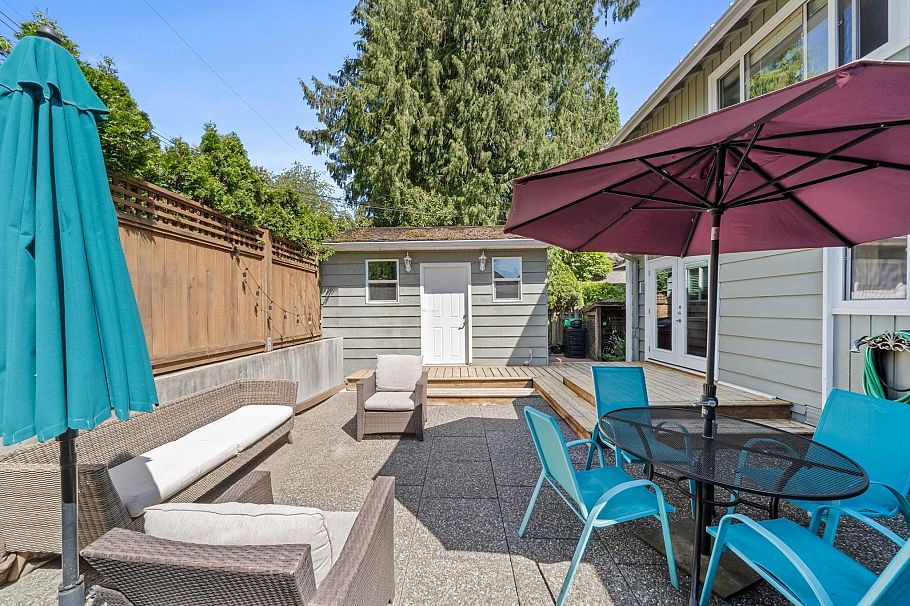 230 W 22nd Street North Vancouver, BC - 4