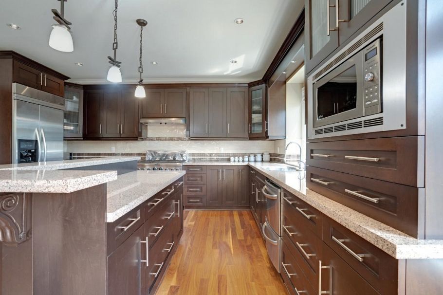 4986 Shirley Avenue North Vancouver, BC - 10