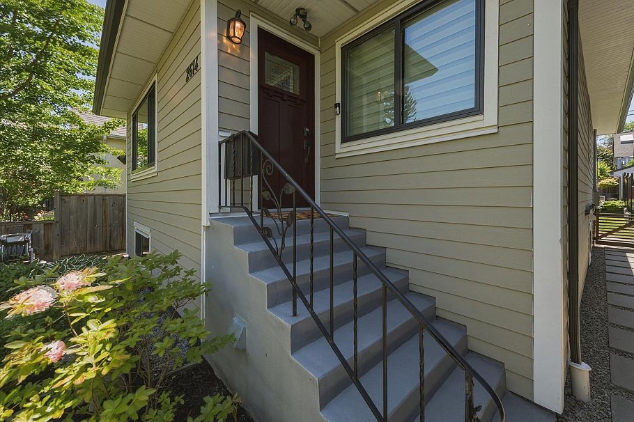 2614 Parker Street Vancouver, BC - 28