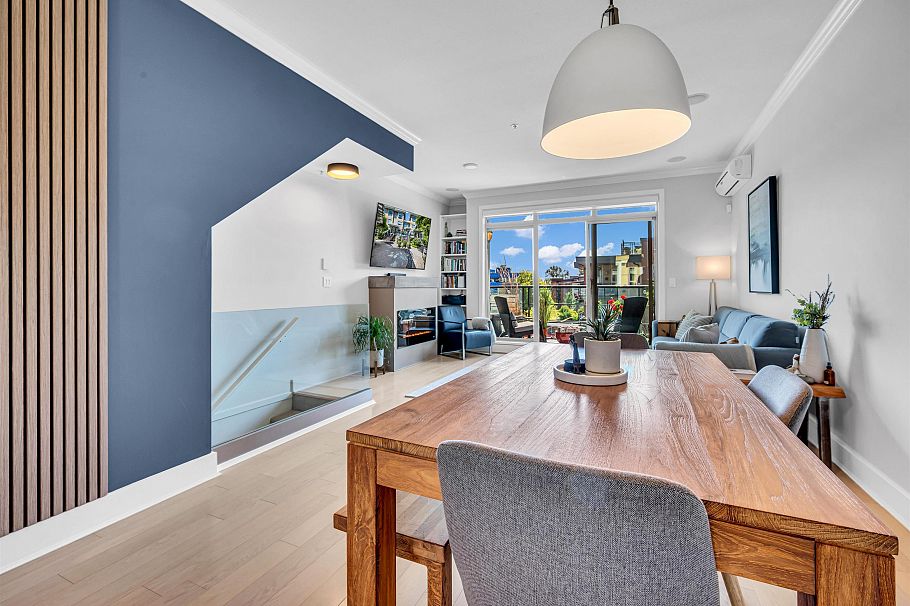 74 728 W 14th Street North Vancouver, BC - 22