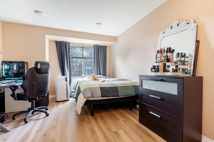 42 900 W 17th Street North Vancouver, BC - 15