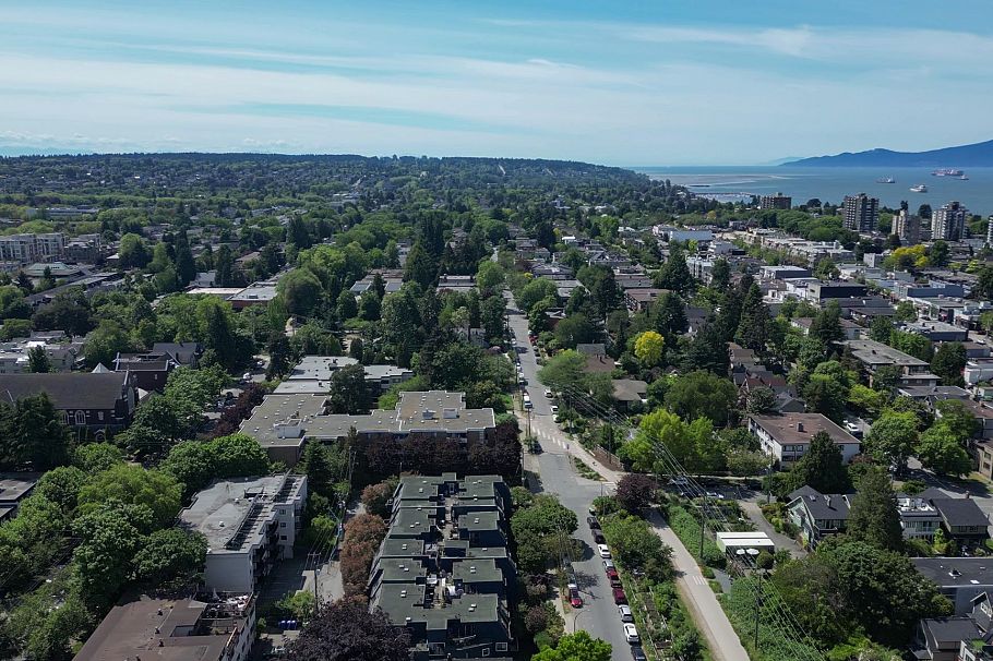 101 1875 W 8th Avenue Vancouver, BC - 36