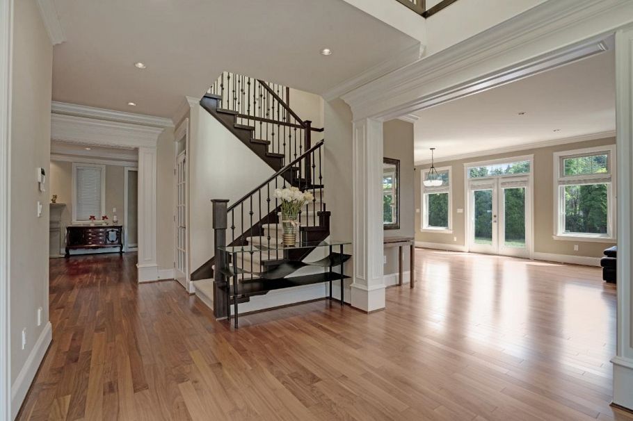 4986 Shirley Avenue North Vancouver, BC - 5