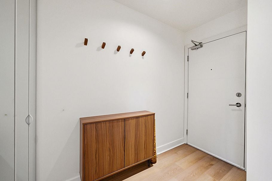 307 733 W 3rd Street North Vancouver, BC - 25