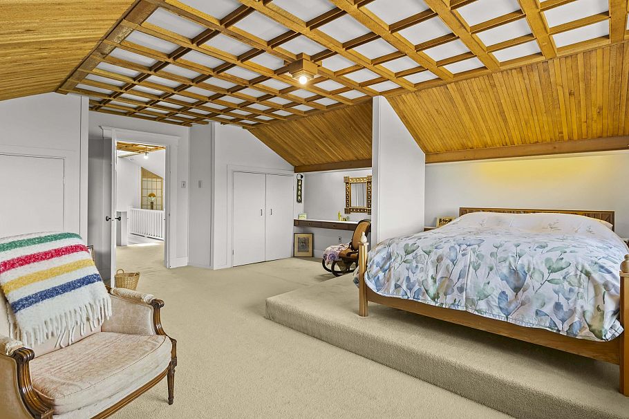 1986 W 35th Avenue Vancouver, BC - 33