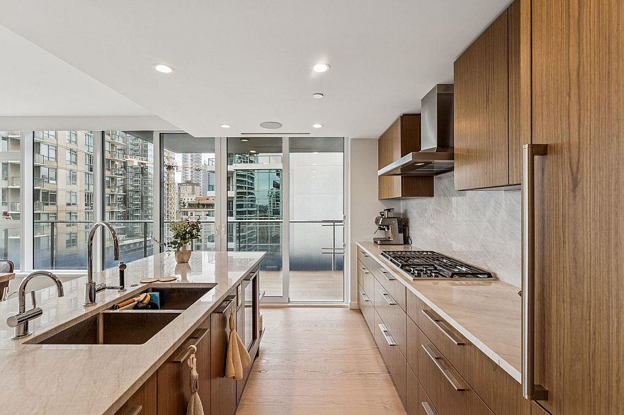 1801 1335 Howe Street Vancouver, BC - 11