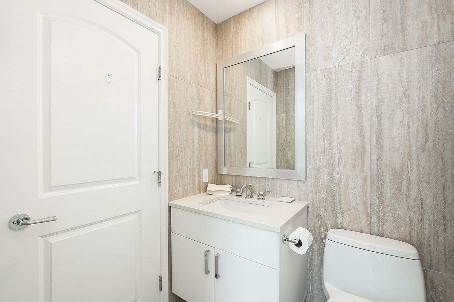 703 175 Victory Ship Way North Vancouver, BC - 13