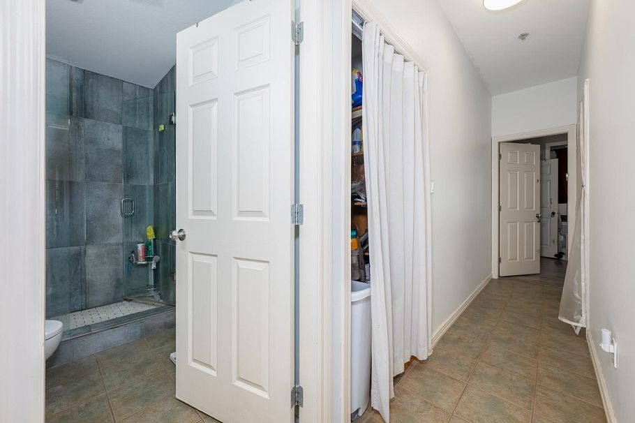 5671 Earles Street Vancouver, BC - 20
