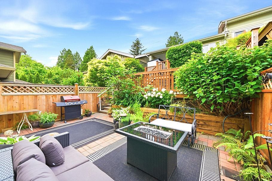 562 W Keith Road North Vancouver, BC - 3