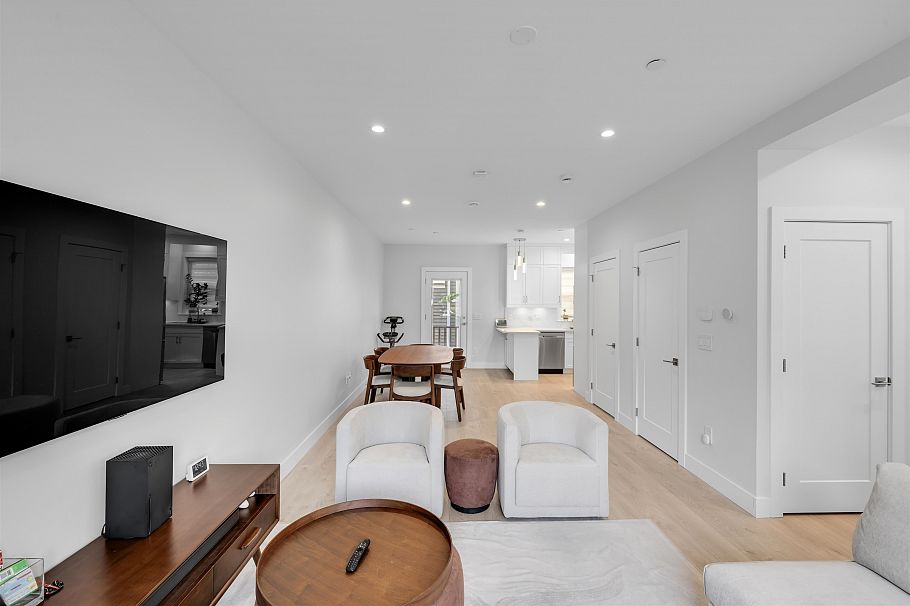 2316 Brock Street Vancouver, BC - 6
