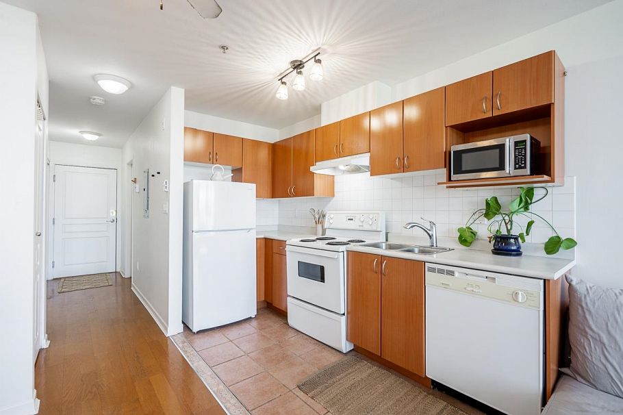 PH6 6991 Victoria Drive Vancouver, BC - 21