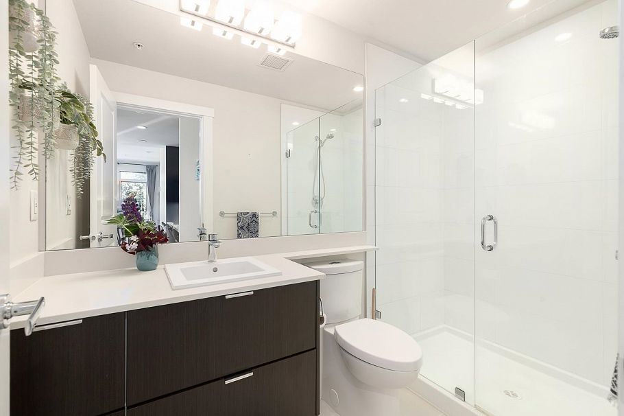 120 255 W 1st Street North Vancouver, BC - 23