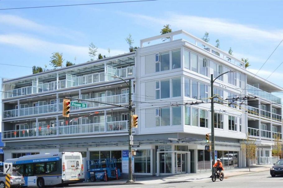 211 2508 Fraser Street Vancouver, BC - 1