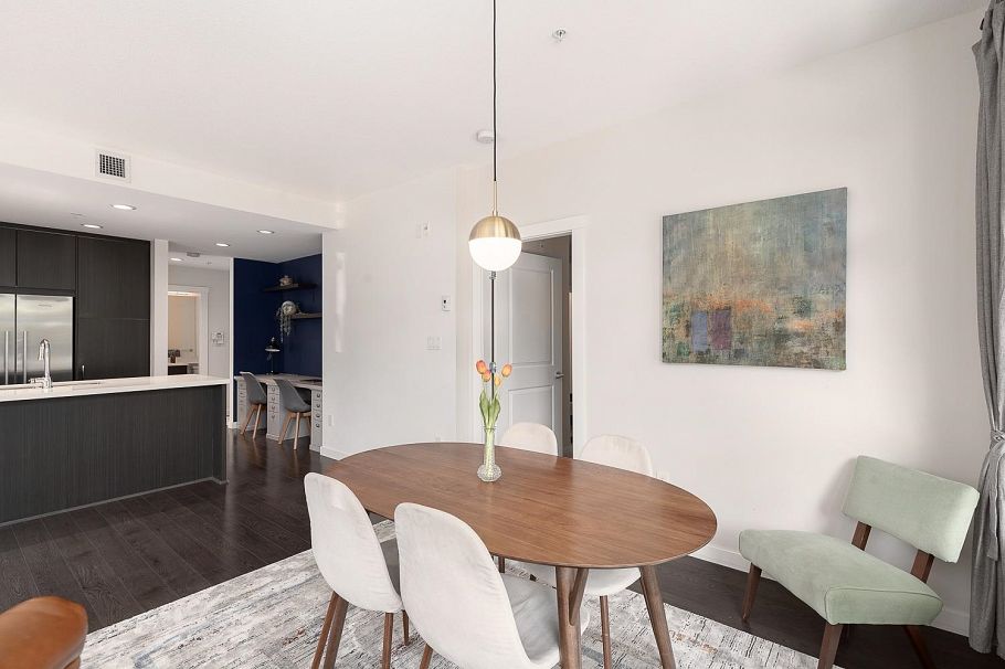 120 255 W 1st Street North Vancouver, BC - 10
