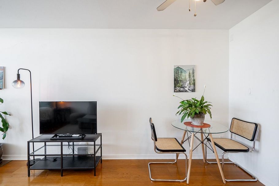 PH6 6991 Victoria Drive Vancouver, BC - 8