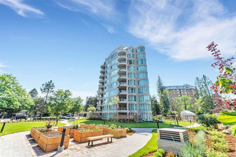 903 995 Roche Point Drive North Vancouver, BC - 1