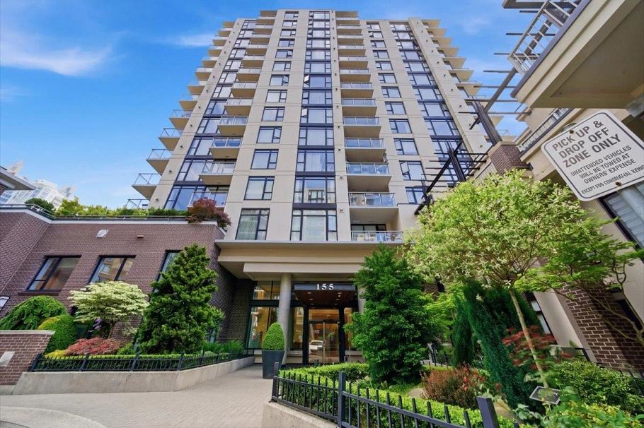 1601 155 W 1st Street North Vancouver, BC - 34