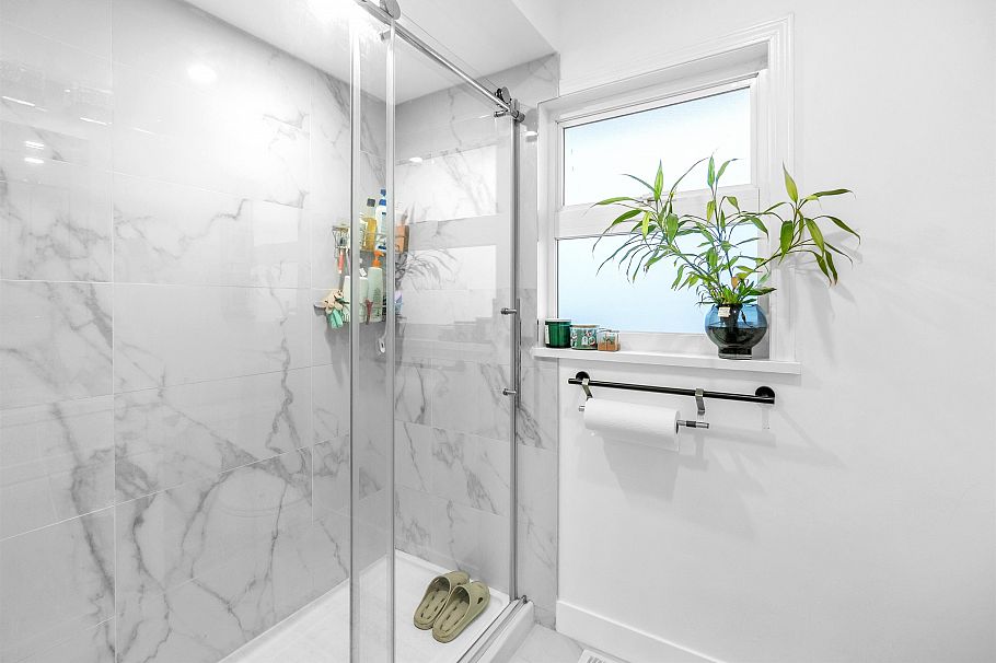 1698 Garden Avenue North Vancouver, BC - 14