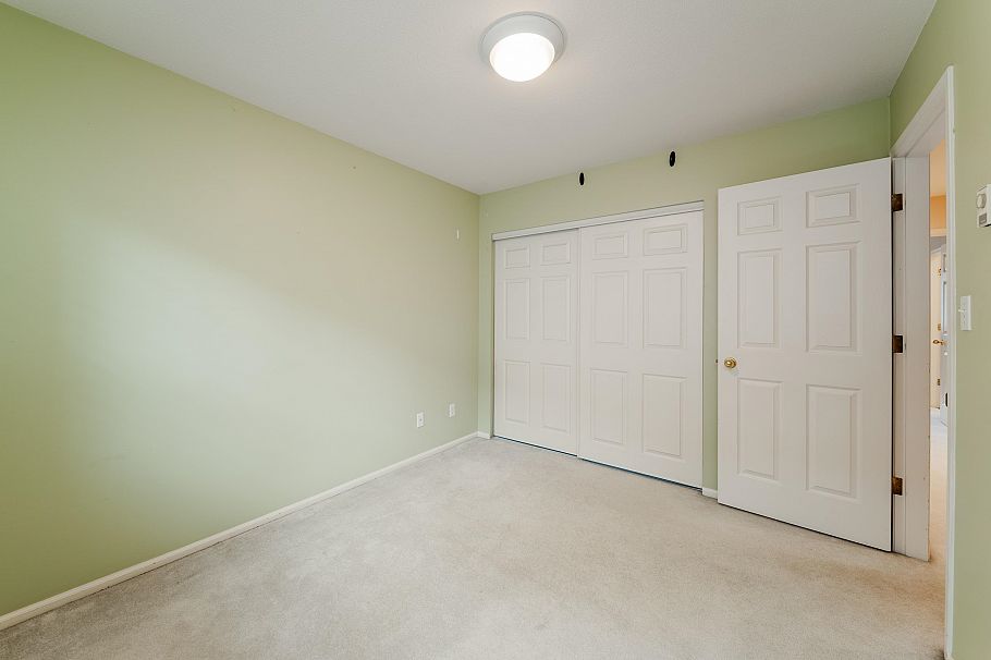 25 650 Roche Point Drive North Vancouver, BC - 25
