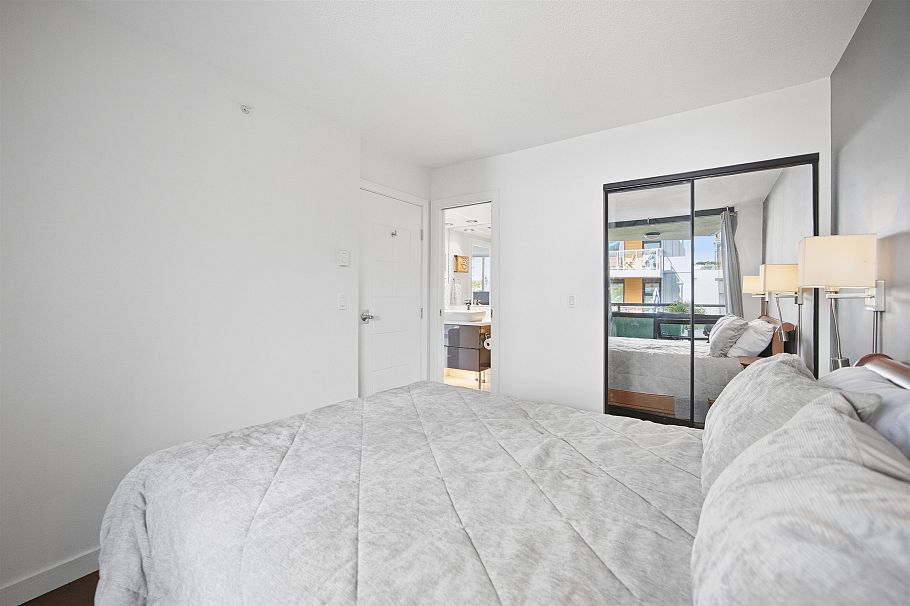 208 1003 Burnaby Street Vancouver, BC - 10