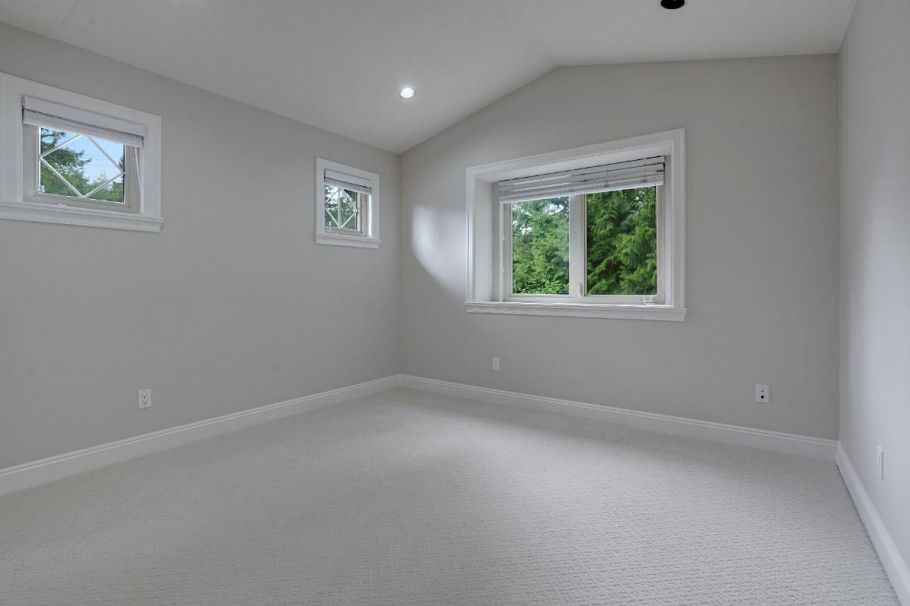4986 Shirley Avenue North Vancouver, BC - 19