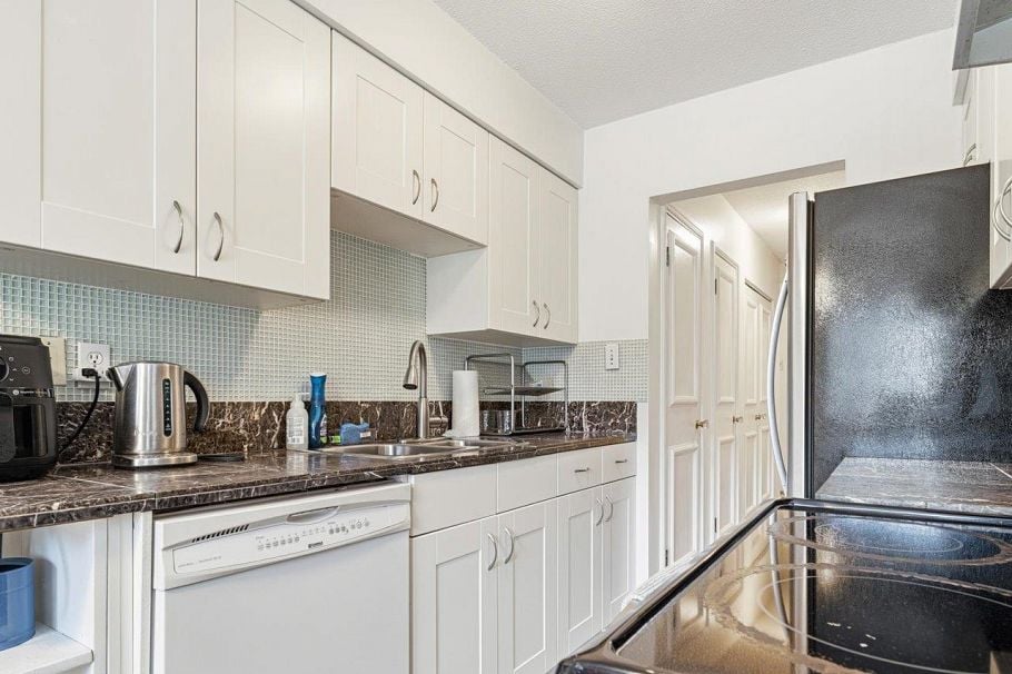 5 140 E 20th Street North Vancouver, BC - 9
